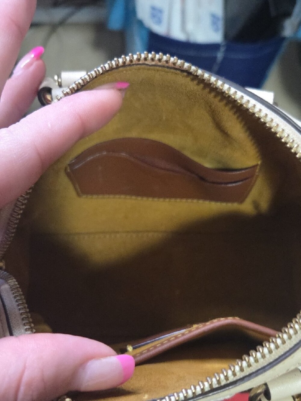 Coach Ruby 18 Cream Signature Mini Satchel with Gold Hardware - Picture 6 of 9
